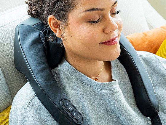 ����� �����  CORDLESS SHIATSU NECK&SHOULDER MASSAGER